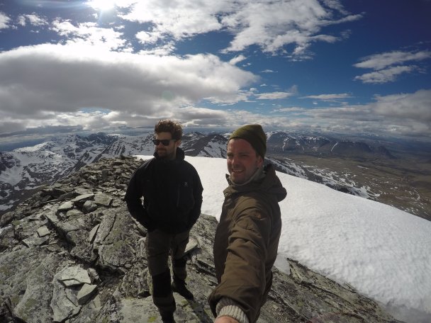 Alex og jeg nyter utsikten